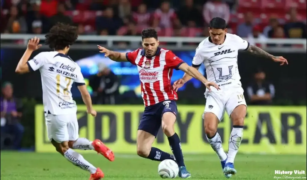 Pumas vs Chivas