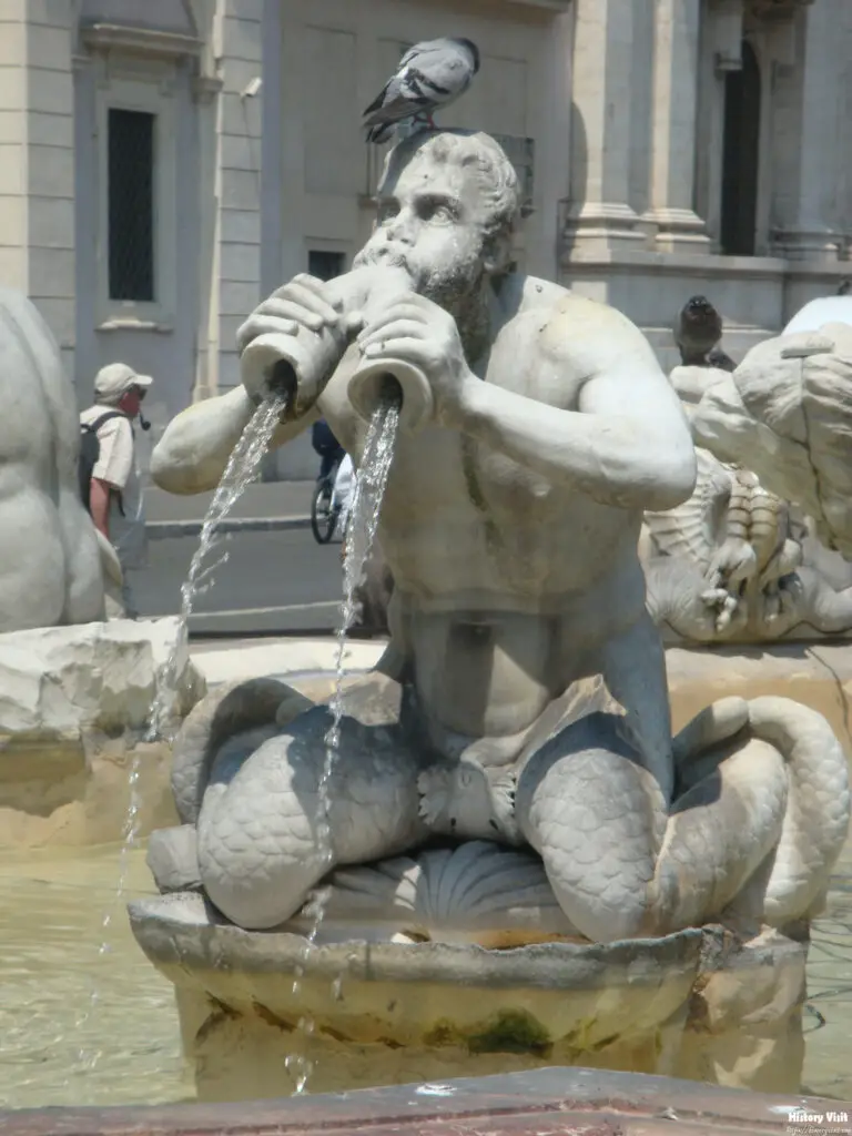 The Moro Fountain, Gods and monsters by Gian lorenzo Bernini